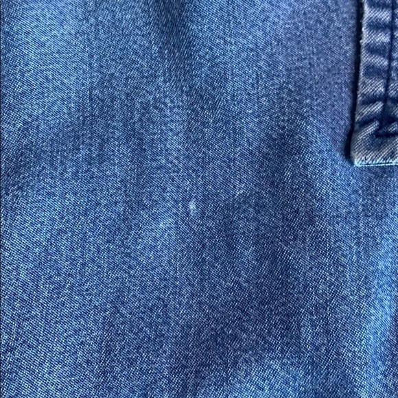 Banana Republic Blue Wash Button Down Shirt Sz XL women’s top - Picture 6 of 8